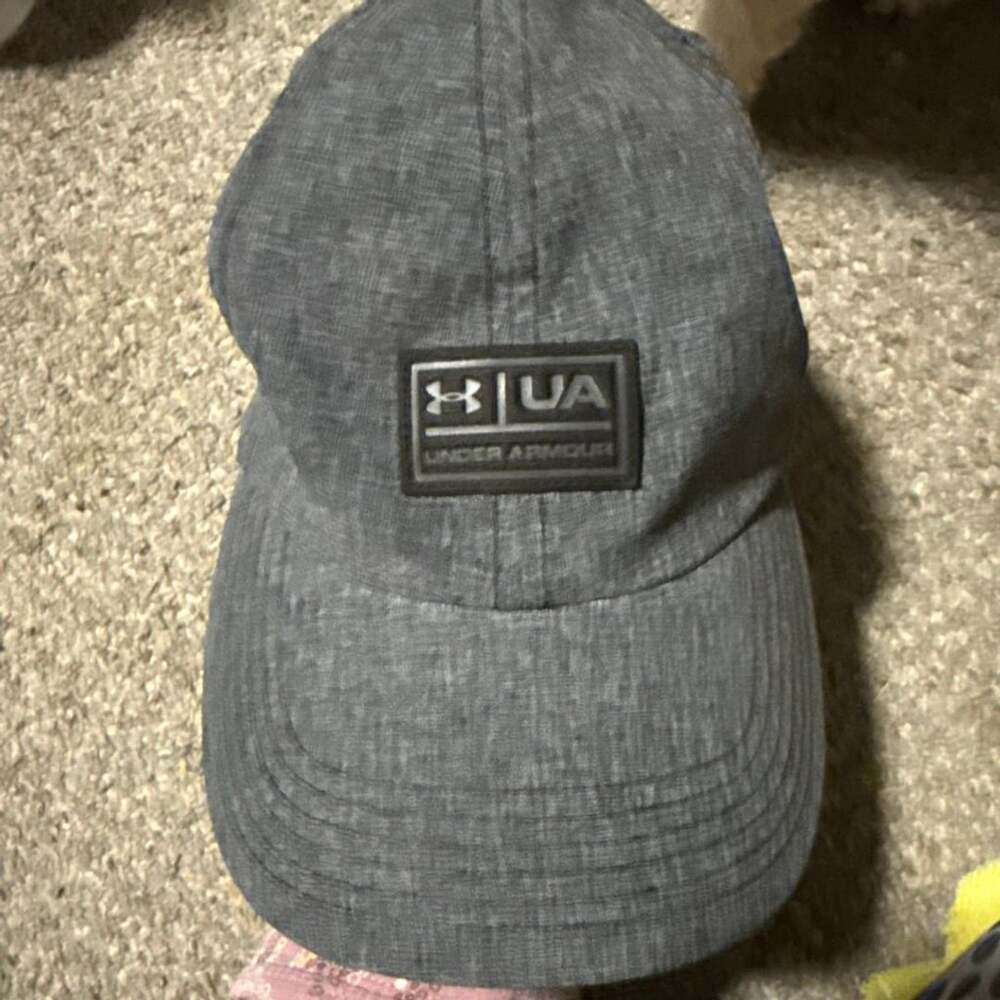 Under Armour Baseball Cap Gray Strapback Hat